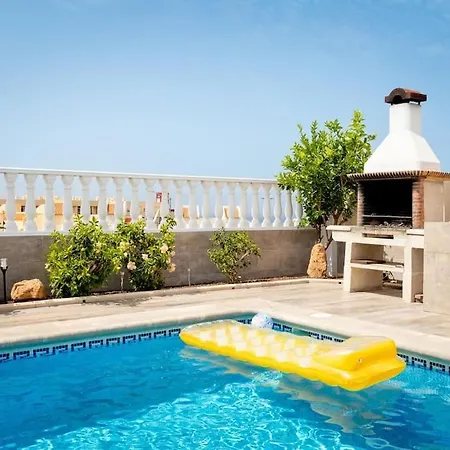 فيلة Stunning Mila In Madronal, Heated Pool *
