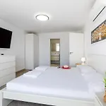 Villa Stunning Mila In Madronal, Heated Pool Costa Adeje (Tenerife)