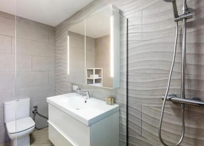 Stunning Mila In Madronal, Heated Pool Villa Costa Adeje (Tenerife)