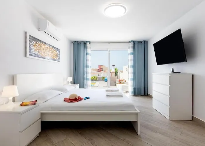 Stunning Mila In Madronal, Heated Pool * Costa Adeje (Tenerife)