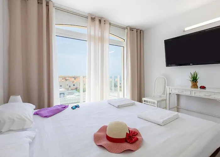 Stunning Mila In Madronal, Heated Pool * Costa Adeje (Tenerife)